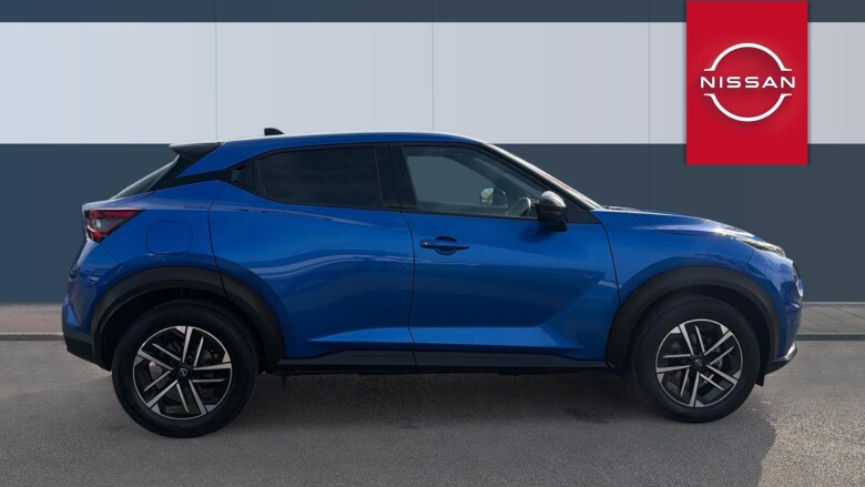 Nissan Juke 1.0 DiG-T N-Connecta 5dr Petrol Hatchback